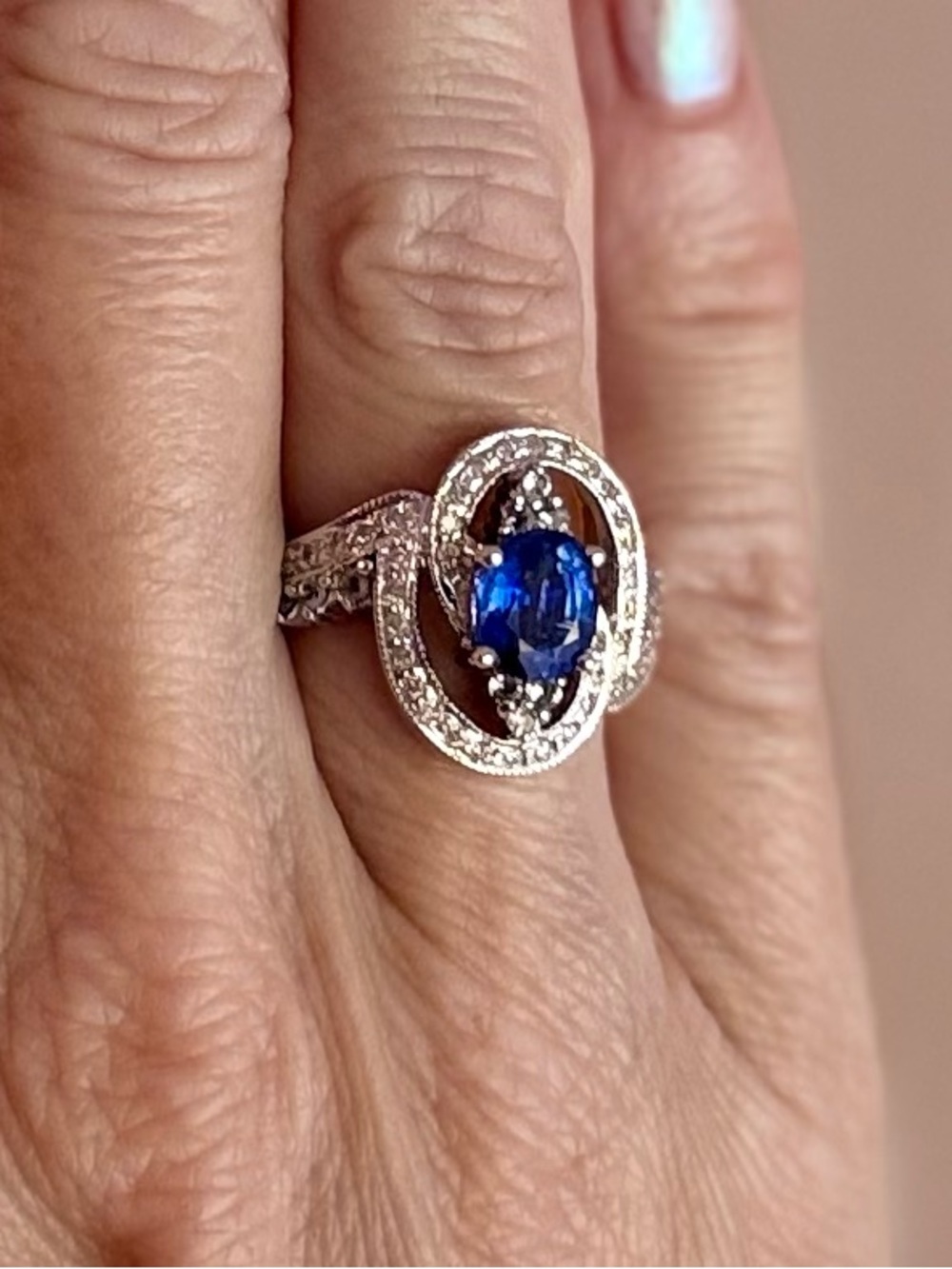 White 14K Gold Lab-Created Blue Sapphire & Diamond Halo Ring | Size 6